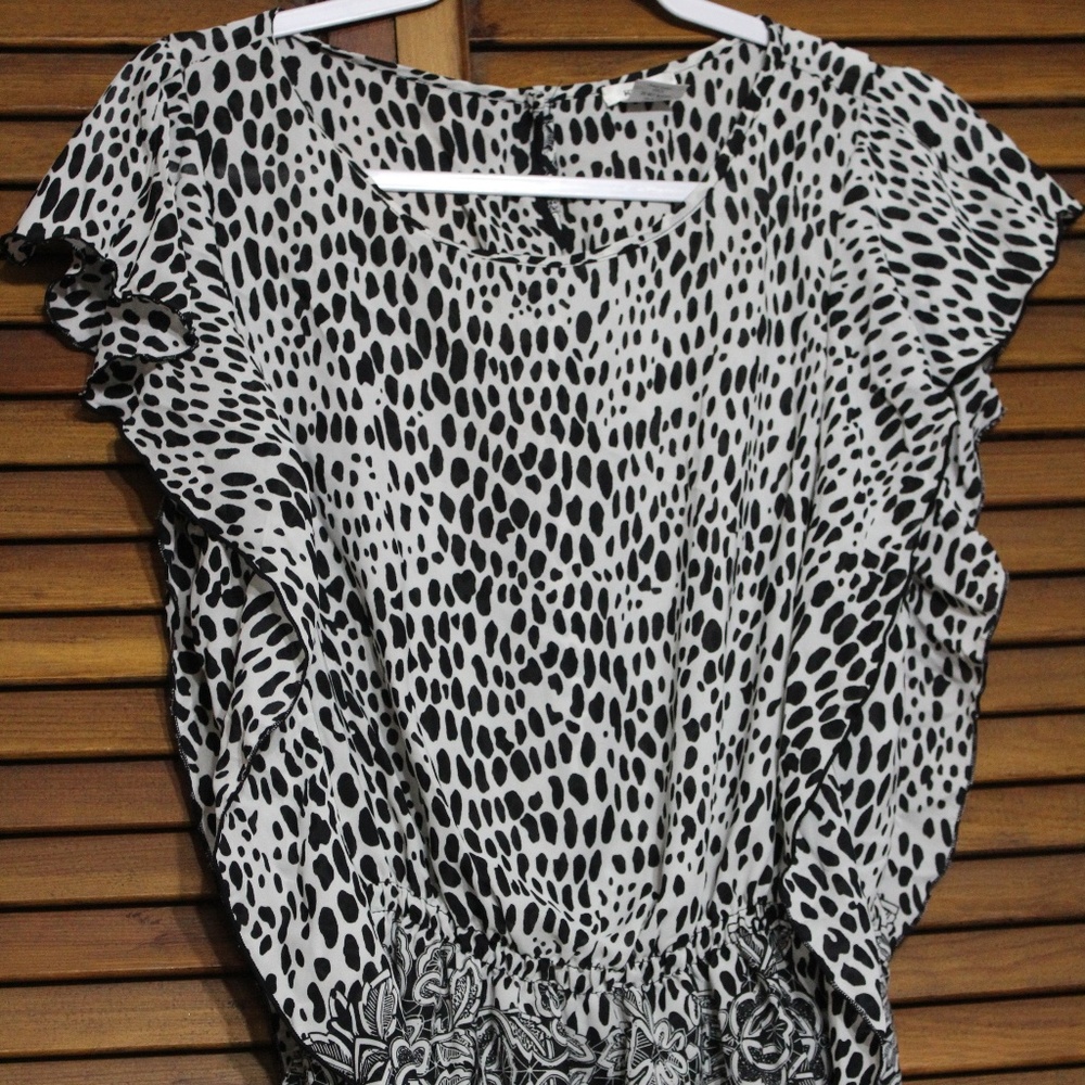 Nicola Vintage Black&White w/ Dots Floral Blouse